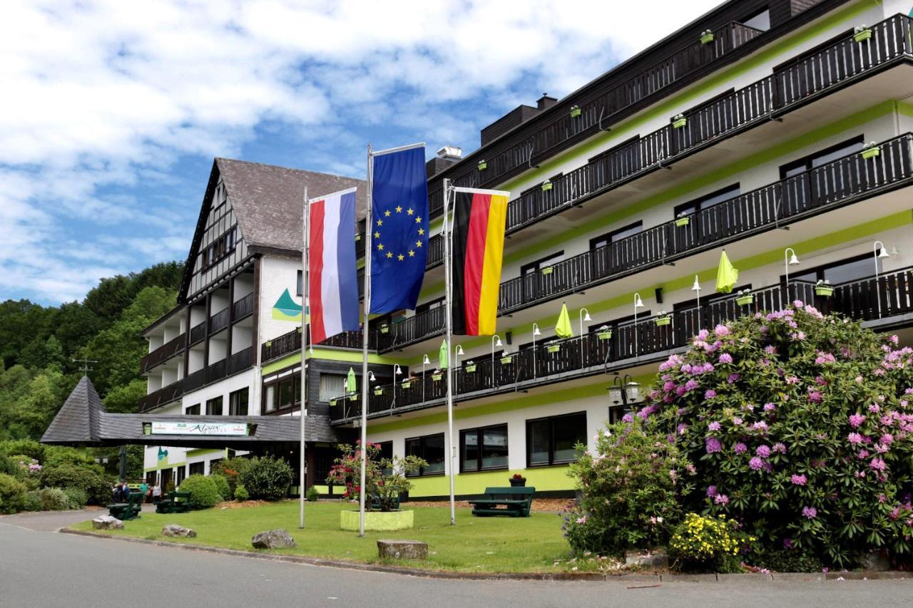 Sauerland Alpin Hotel Schmallenberg Eksteriør billede