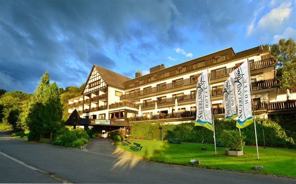 Sauerland Alpin Hotel Schmallenberg Eksteriør billede