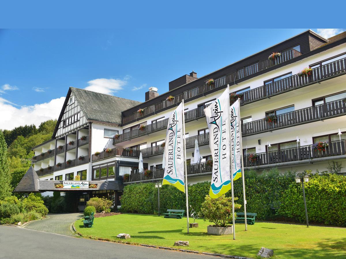 Sauerland Alpin Hotel Schmallenberg Eksteriør billede